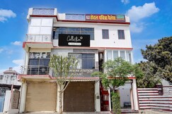 OYO Collection O Gorakhpur Mandir Formerly Pavitra Palace