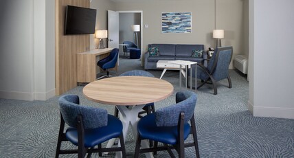 Crowne Plaza Hotel Melbourne - Oceanfront Room Type - 1 Bedroom Suite Oceanfront Kitchen Area Crowne Plaza Hotel Melbourne - Oceanfront Room Type - 1 Bedroom Suite Oceanfront Kitchen Area
