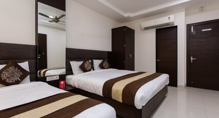 Hotel Maheshwari Avenue Room Type - 4 Bedded Super Deluxe AC  Family  Room