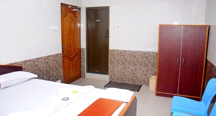 Sri Ramathirivathi hotel  Inn Room Type - Bedroom 10