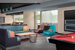 Tru by Hilton Jacksonville Airport