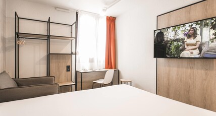 ibis Avignon South Room Type - Standard room with 1 double bed and 1 sofa-bed