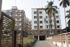 2 BHK Furnished Flat - 200 m to Guruvayoor Temple