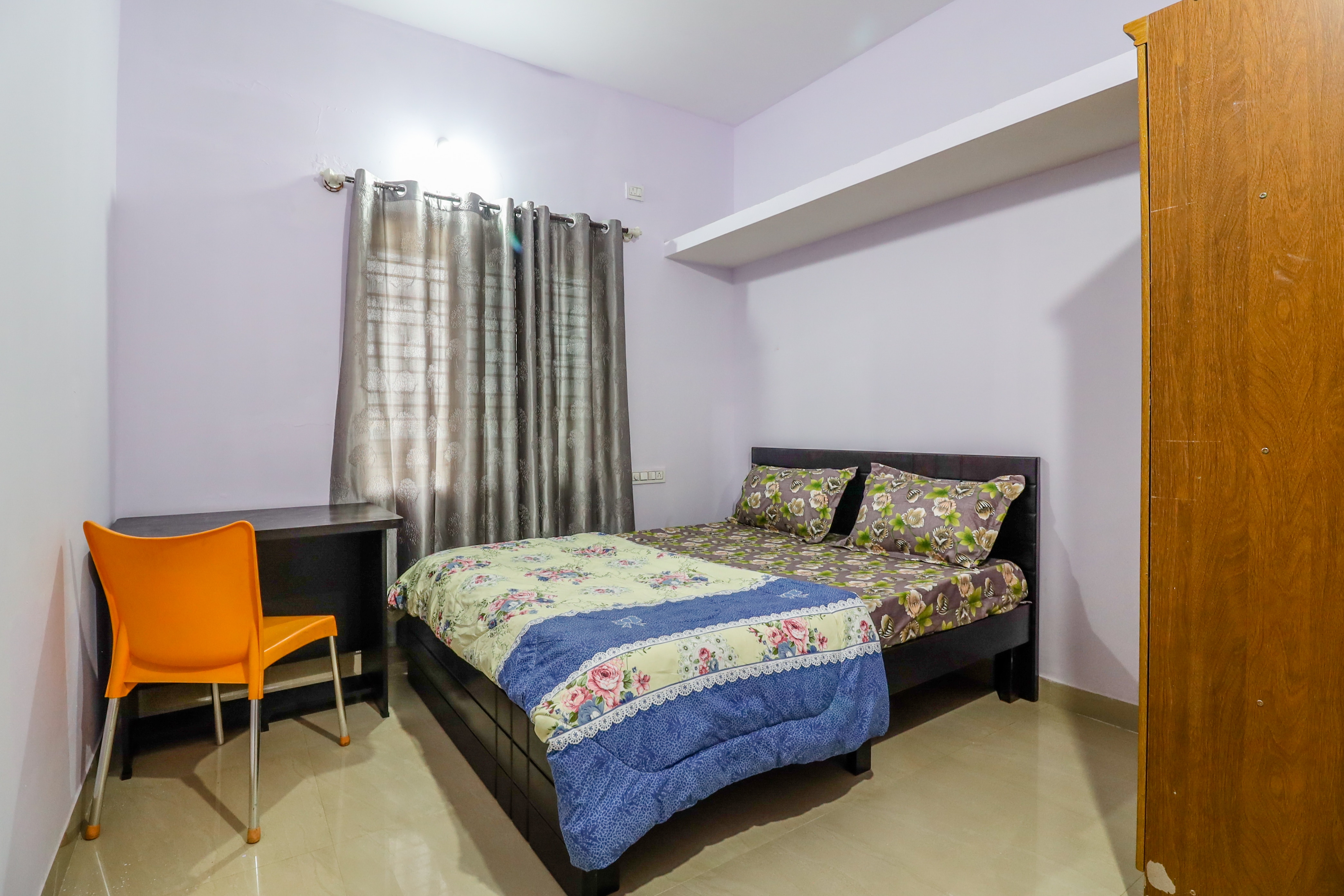 DivBnB Homes - Tap to explore photos