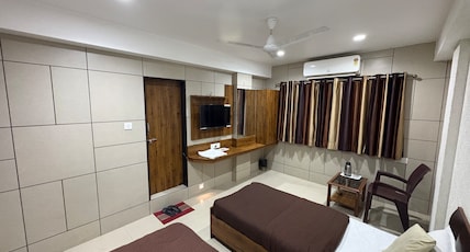 Hotel Sanmati Room Type - Standard Ac Room