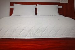 Rooms & services