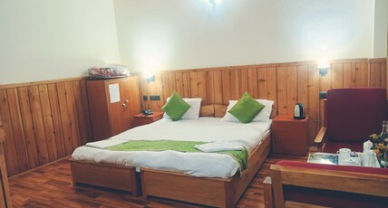 Hidden House FairView Room Type - Kabru Deluxe