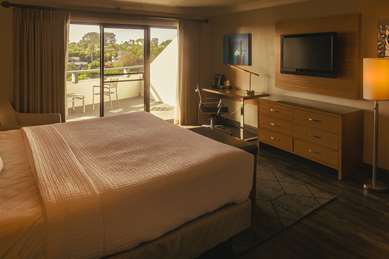 Best Western Encinitas Inn & Suites at Moonlight Beach