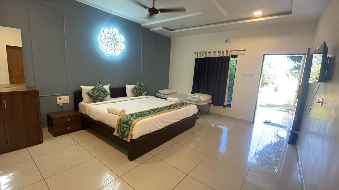 Vanbhoomi Levelup Boutique - Tap to explore photos