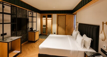 Wisaal Srinagar Room Type - Premium Room Wisaal Srinagar Room Type - Premium Room