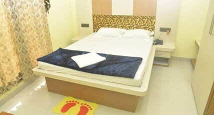 S.A. KING PLAZA Room Type - Deluxe Room
