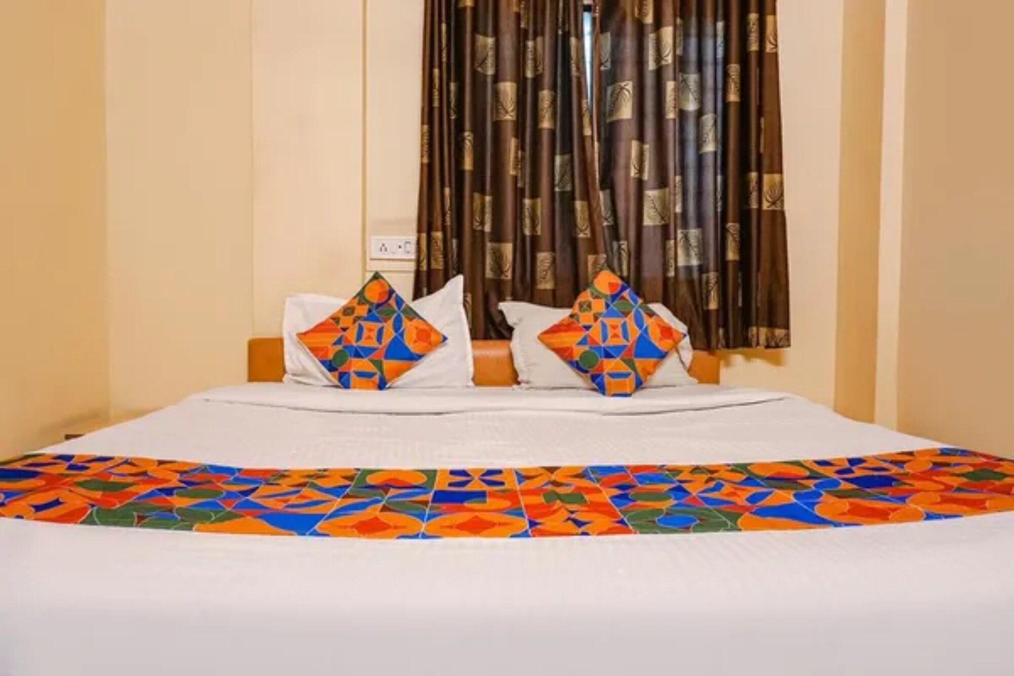 FabHotel Shloka - Tap to explore photos