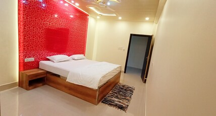 THE ROYAL SAHDEO VENUE Room Type - Deluxe AC room