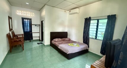 Rainbow Bed & Breakfast Room Type - Deluxe Air Cond Room with Balcony