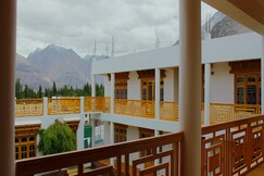Hotel Thachung