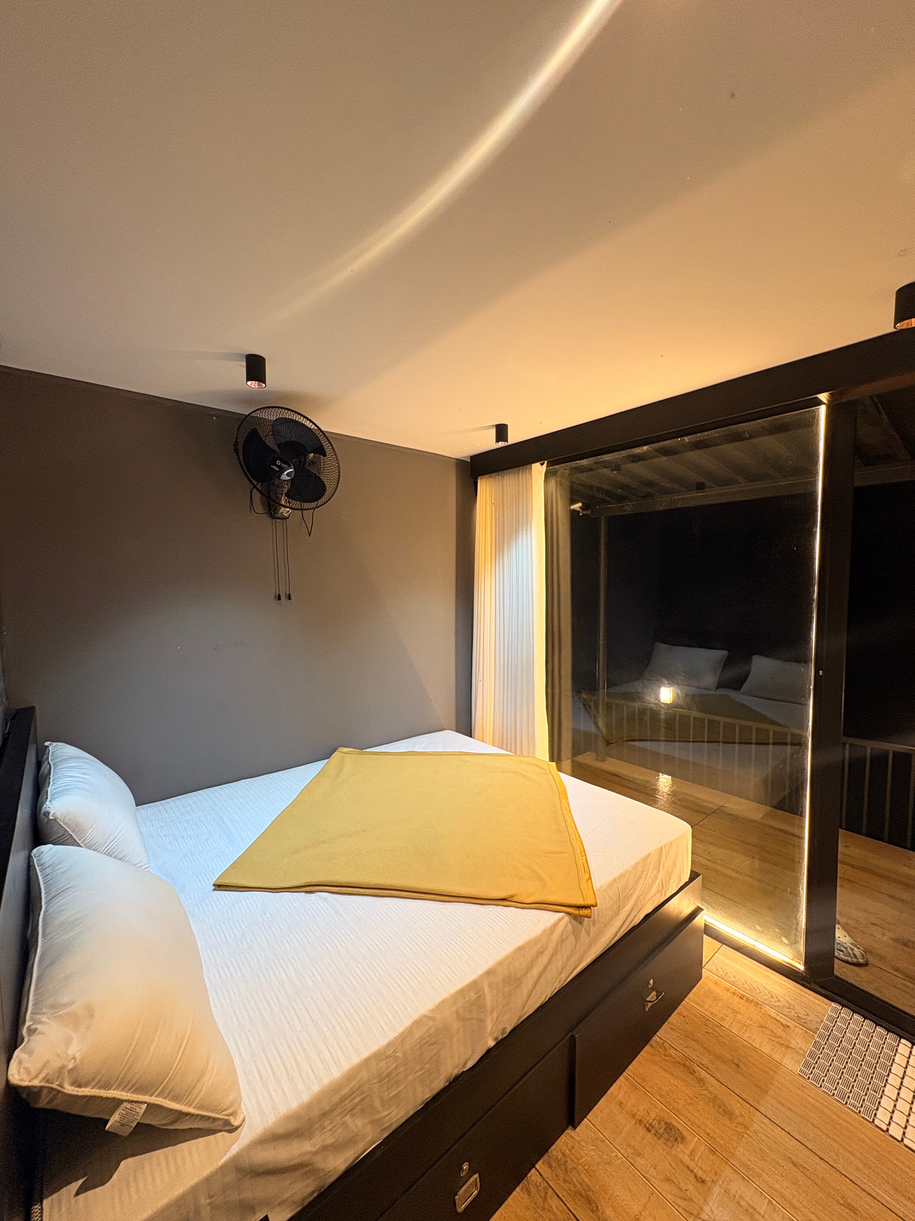 Infinity heaven - Tap to explore photos