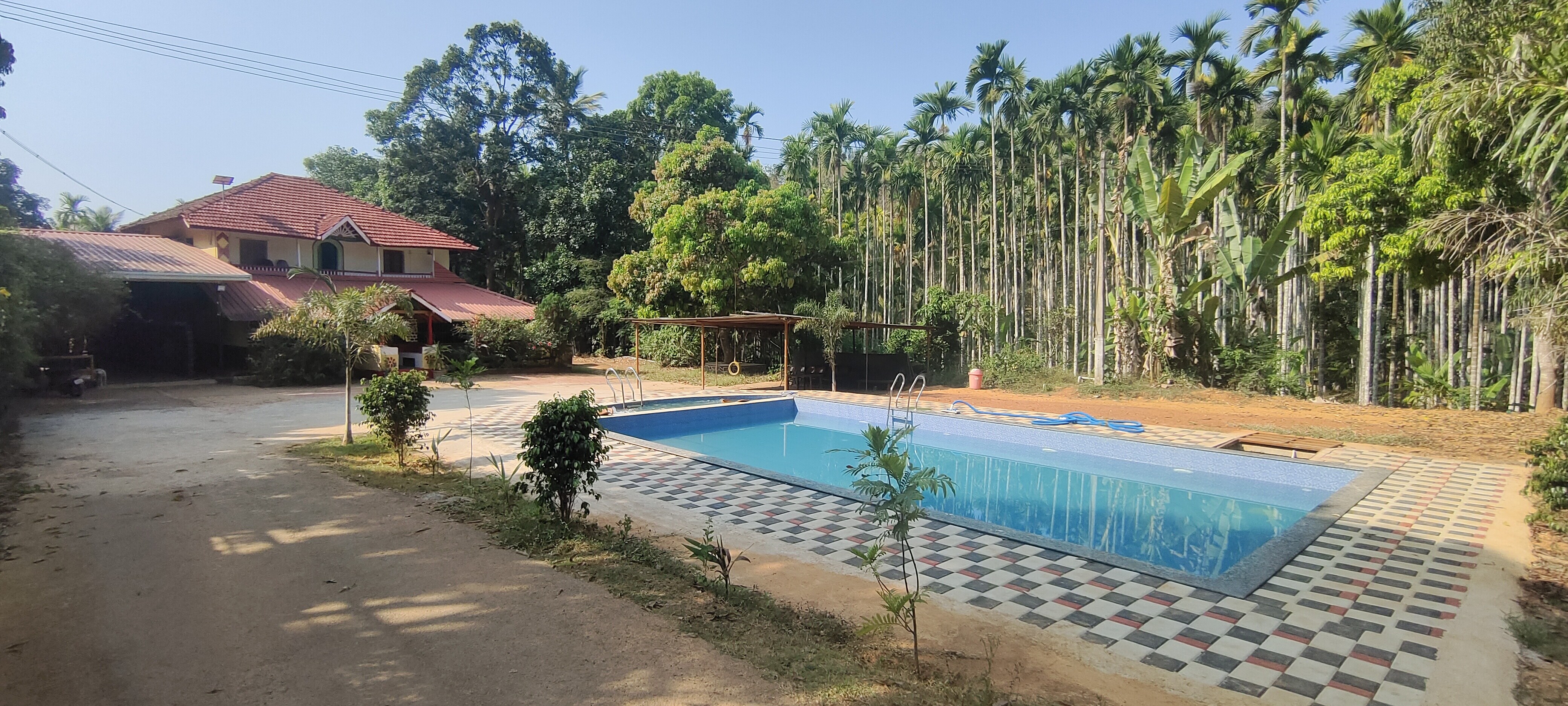 Verynice Homestay - Tap to explore photos