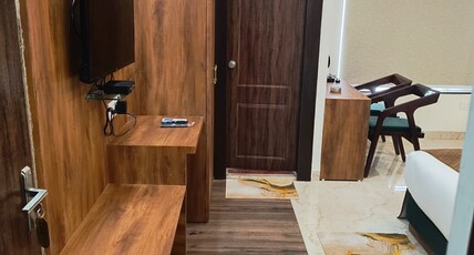 Hotel Urban Heights Room Type - Deluxe Room