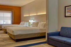 Holiday Inn Express Hotel & Suites BYRAM