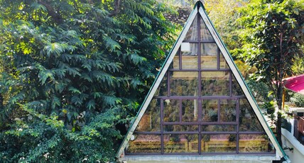 Gadeni Stays | Luxe/Unique Stay Room Type - A frame cottage