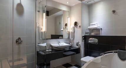 Radisson Blu Hotel Lusaka Room Type - Executive Room - Lounge Access