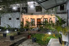 NAINAS RESIDENCY ALAPPUZHA
