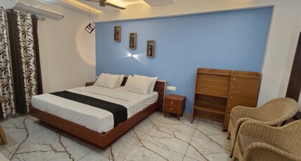 JK Residency Kunnamangalam Room Type - Deluxe Double Room