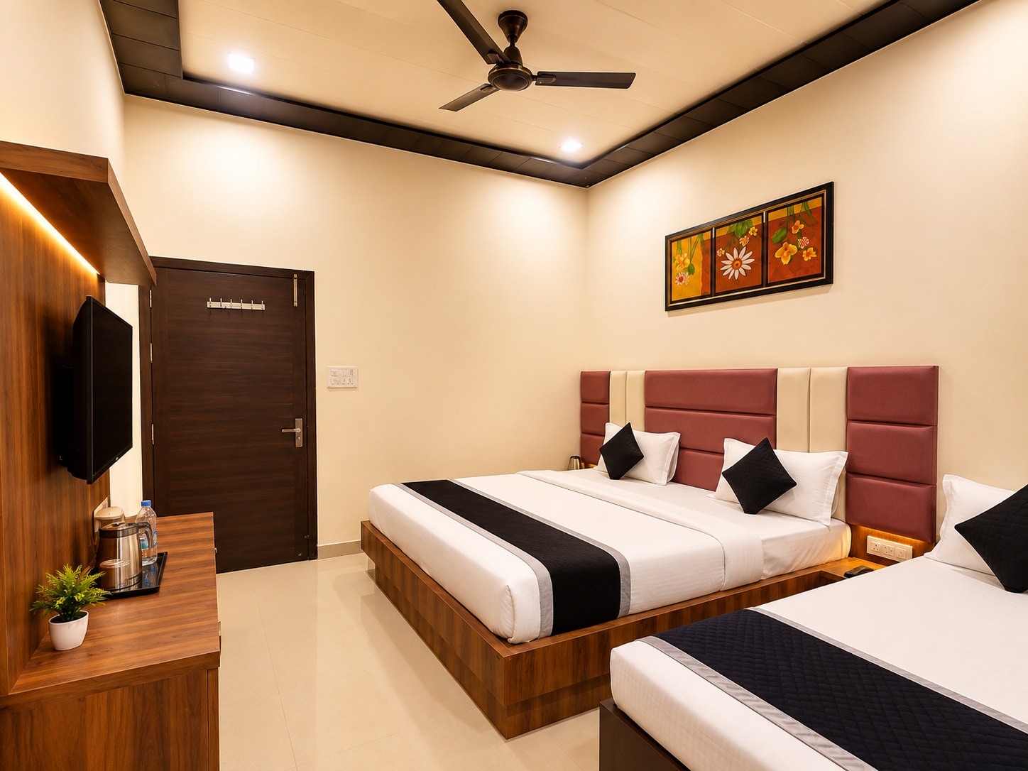 Hotel RK Residency Near Banke Bihari Mandir - Tap to explore photos