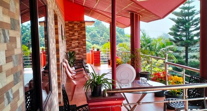 Holidayincoorg Royal Mansion Room Type - Deluxe Double room with private Balcony