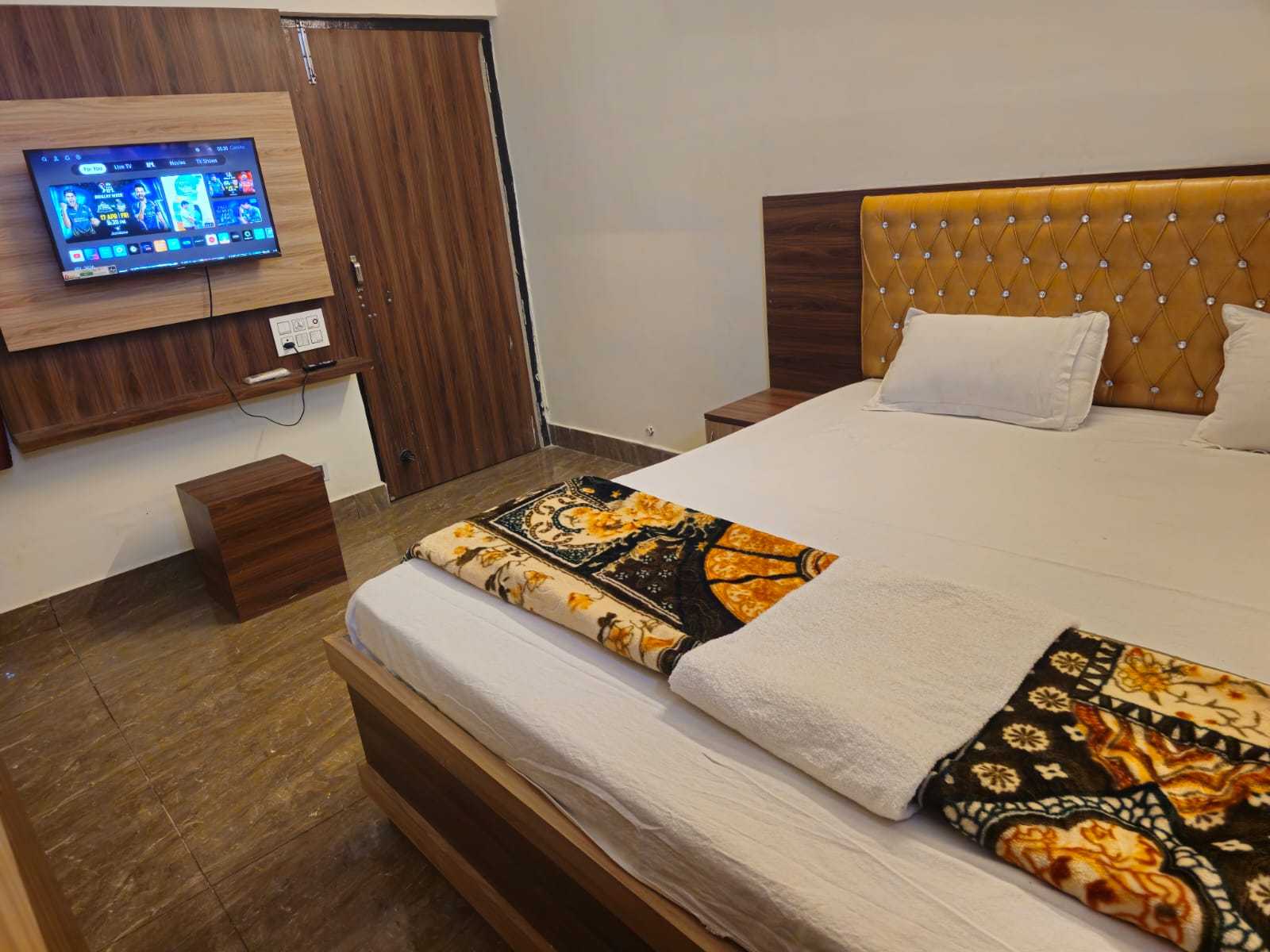 HOTEL O UTKARSHA PALACE - Tap to explore photos