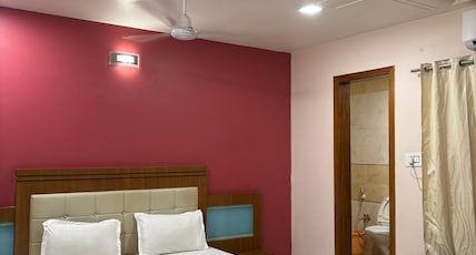 Hotel Laxmi Residency Room Type - Deluxe Room with City View