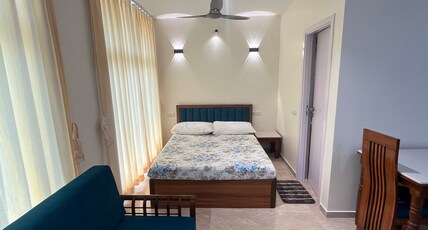Serene LakeView Studio Apartment @Hiranandani Estate Thane Room Type - Serene LakeView Studio Apartment @Hiranandani Estate Thane