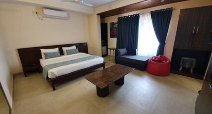 WHITE LOTUS SUITES Room Type - LUXURY SUITE