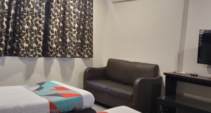 Hotel Railway Inn Room Type - Superior Triple Room