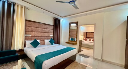 The White Rain Hotel Room Type - Family Room with Balcony