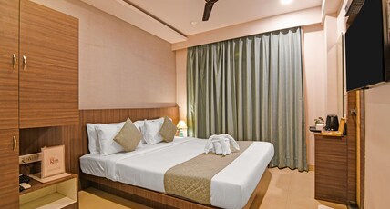 Kzar Select Room Type - Deluxe Room