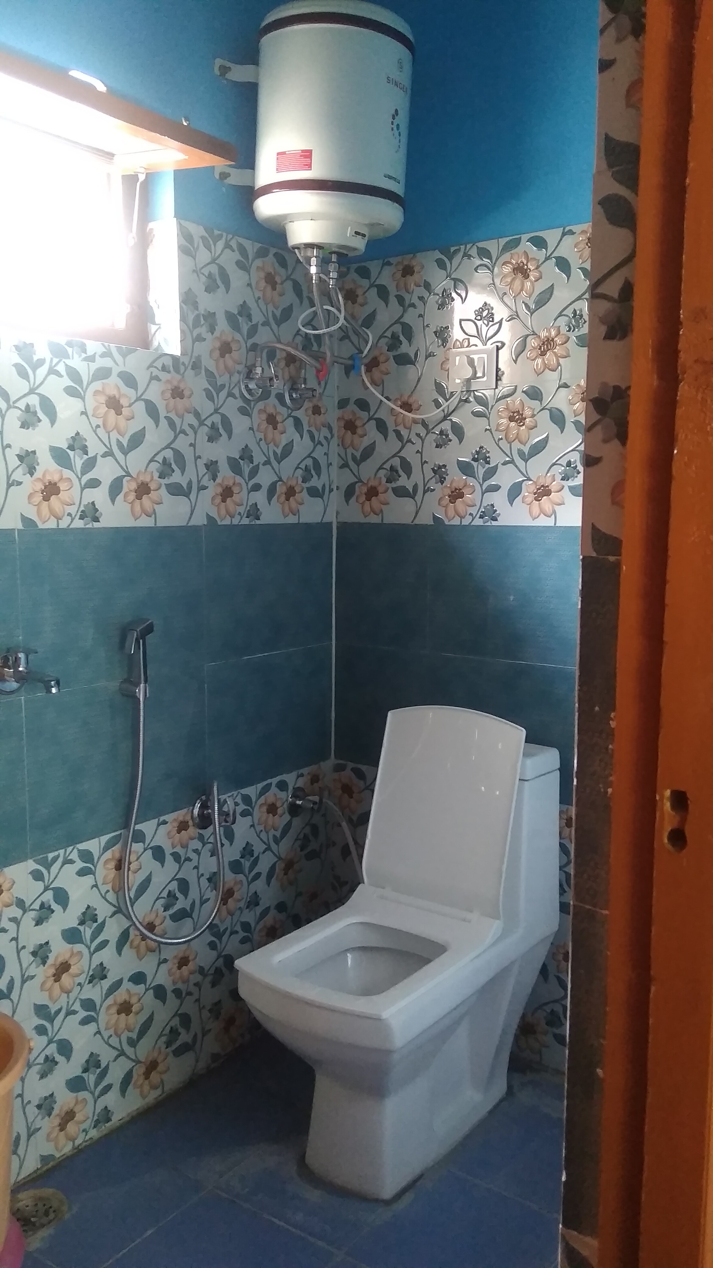 Kashi Homestay - Tap to explore photos