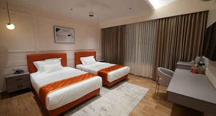 Hotel California Room Type - Executive Twin Room Hotel California Room Type - Executive Twin Room