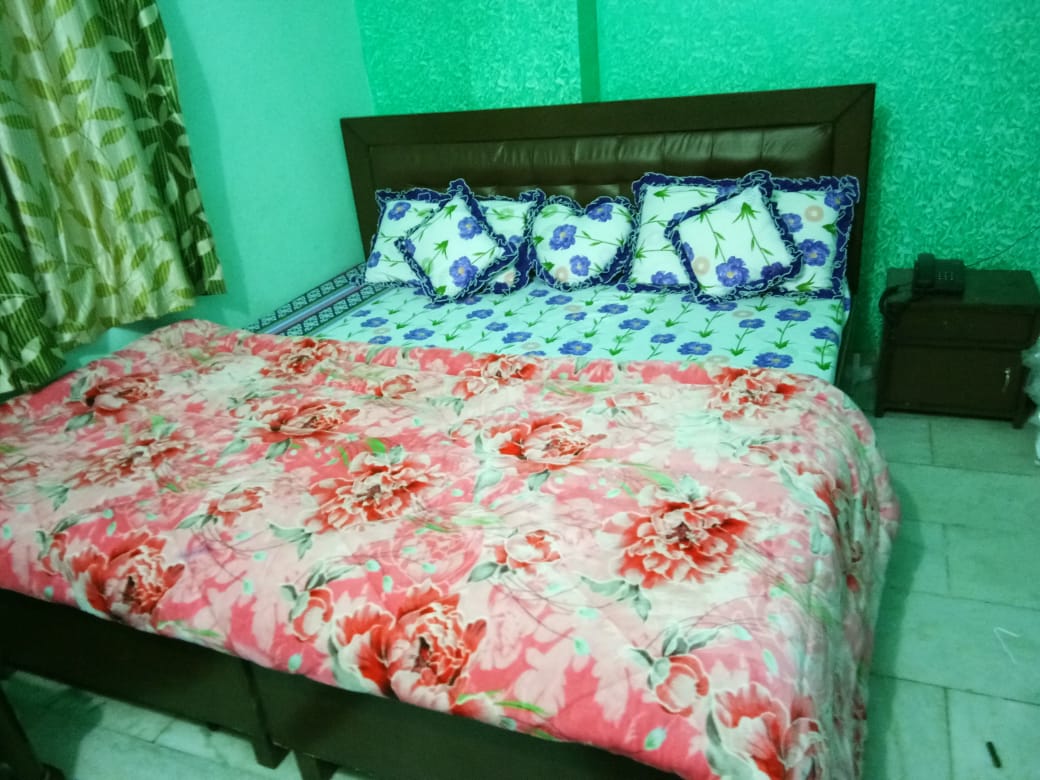 HOTEL ROY PALACE - Tap to explore photos