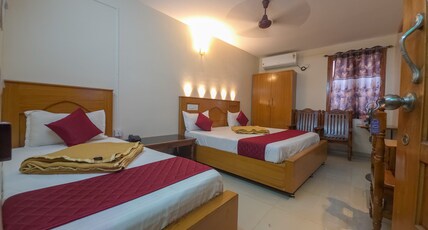 Velu Residency Room Type - Triple Deluxe Room