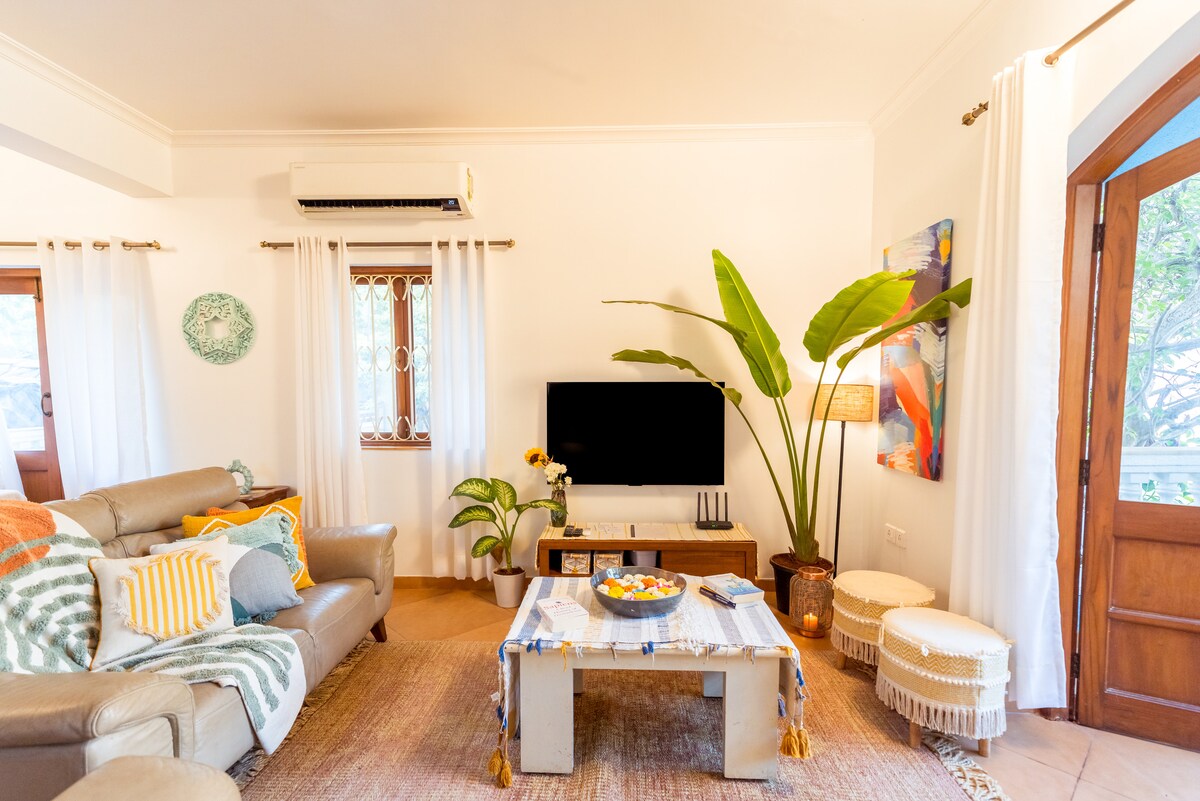 3BHK Duplex Villa w/ Pool & Bathtub|8 min to beach by Savera Stays - Tap to explore photos