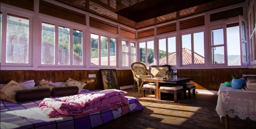 Chadha's Apple Farm Bungalow - Tap to explore photos