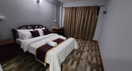 Hotel Chhungte International Room Type - AC King Room with Mountain View