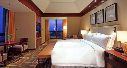Hilton Qingdao Golden Beach Room Type - KING ONE BDRM OCEAN SUITE