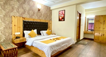 The Timber Hill Luxury Room Type - Deluxe Room with Mountain View
