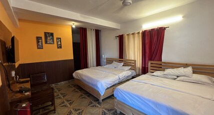 Uday Homestay Room Type - Family Suite Double -101