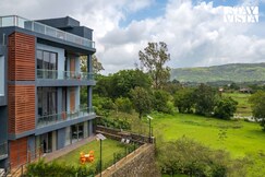 StayVista at Eton @ The Glen