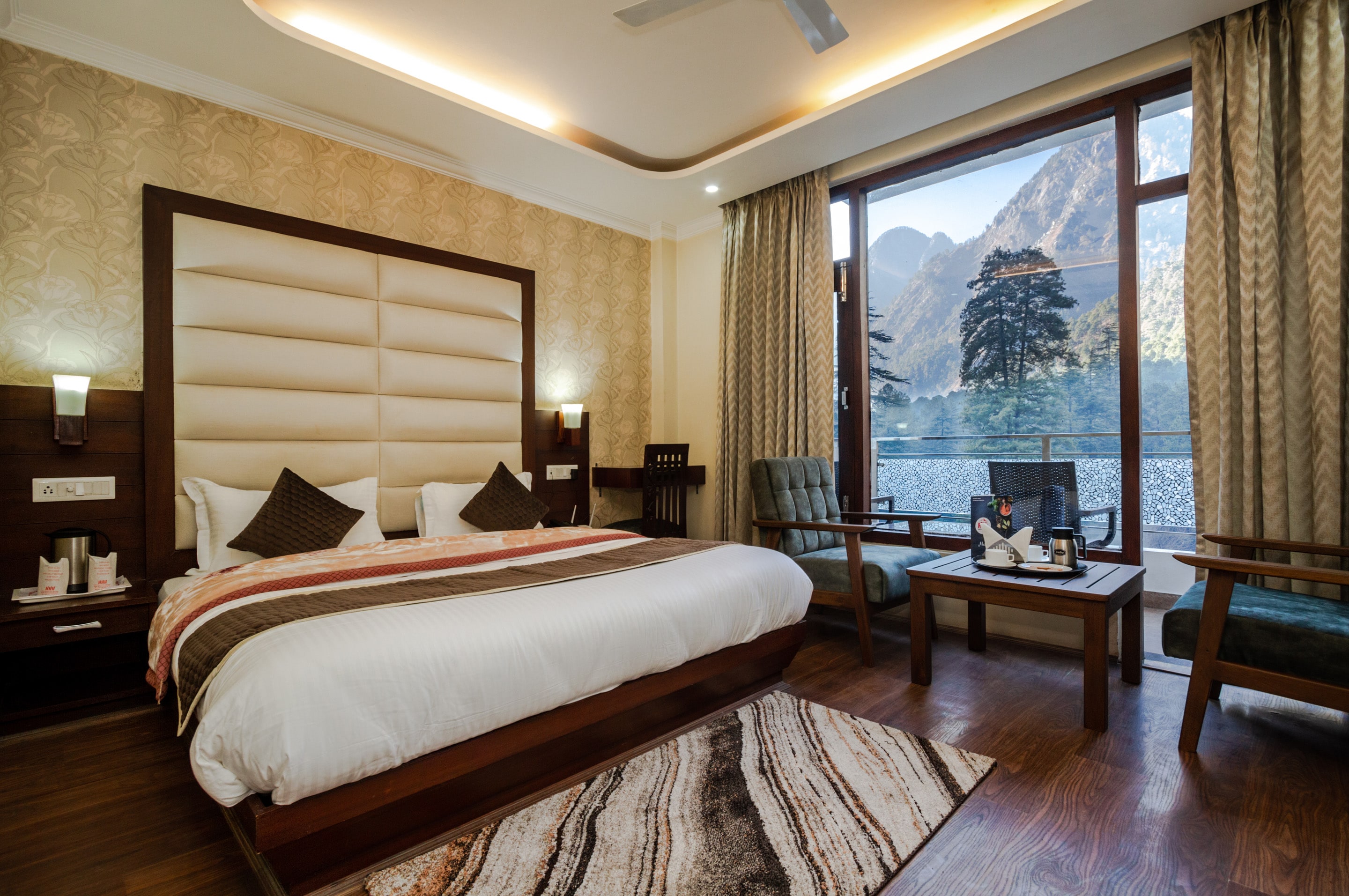 Hotel Hukam's Holiday Home - Tap to explore photos