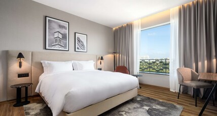 Radisson Hotel Casablanca Gauthier La Citadelle Room Type - Premium Room - Skyline and Park View Radisson Hotel Casablanca Gauthier La Citadelle Room Type - Premium Room - Skyline and Park View