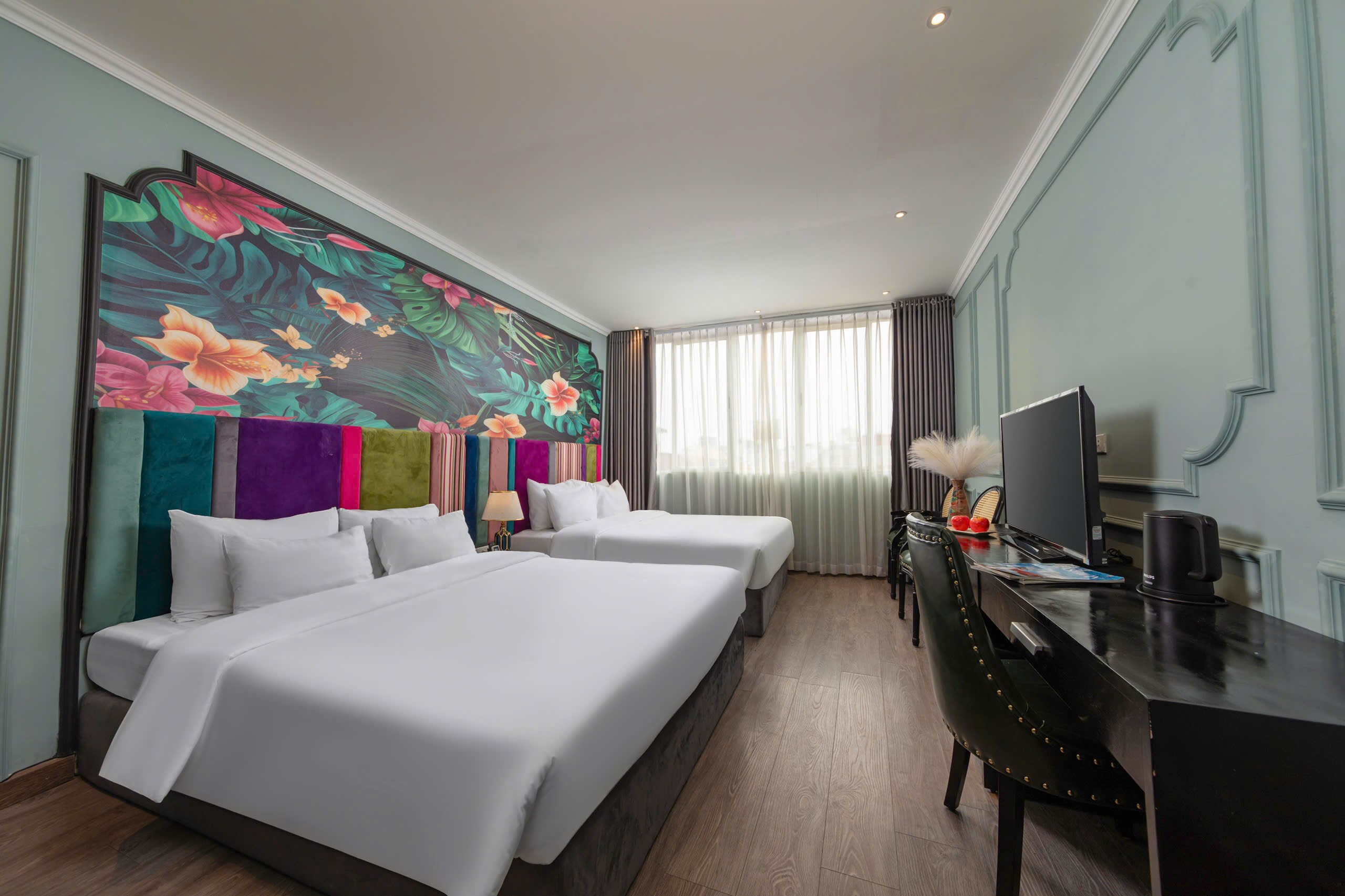 Madelise Amica Hotel & Travel - Tap to explore photos